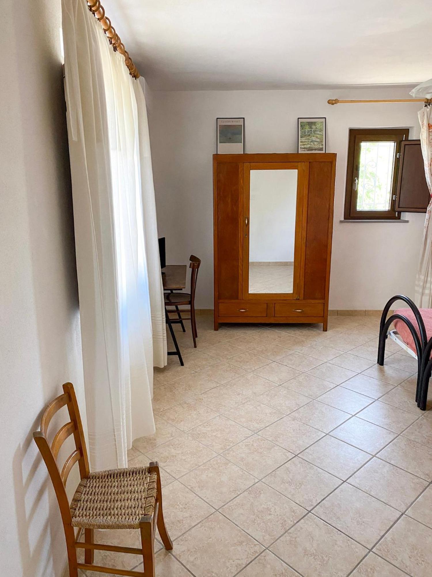 B&B Lichitu Sedilo Dış mekan fotoğraf